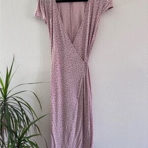 Brandy Melville Floral Pink Wrap midi Dress 100%viscose made in Italy